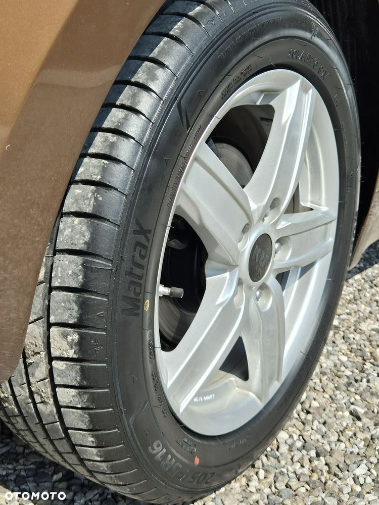 Kia Ceed - 17