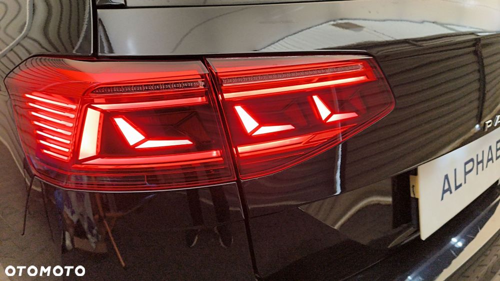 Volkswagen Passat - 34
