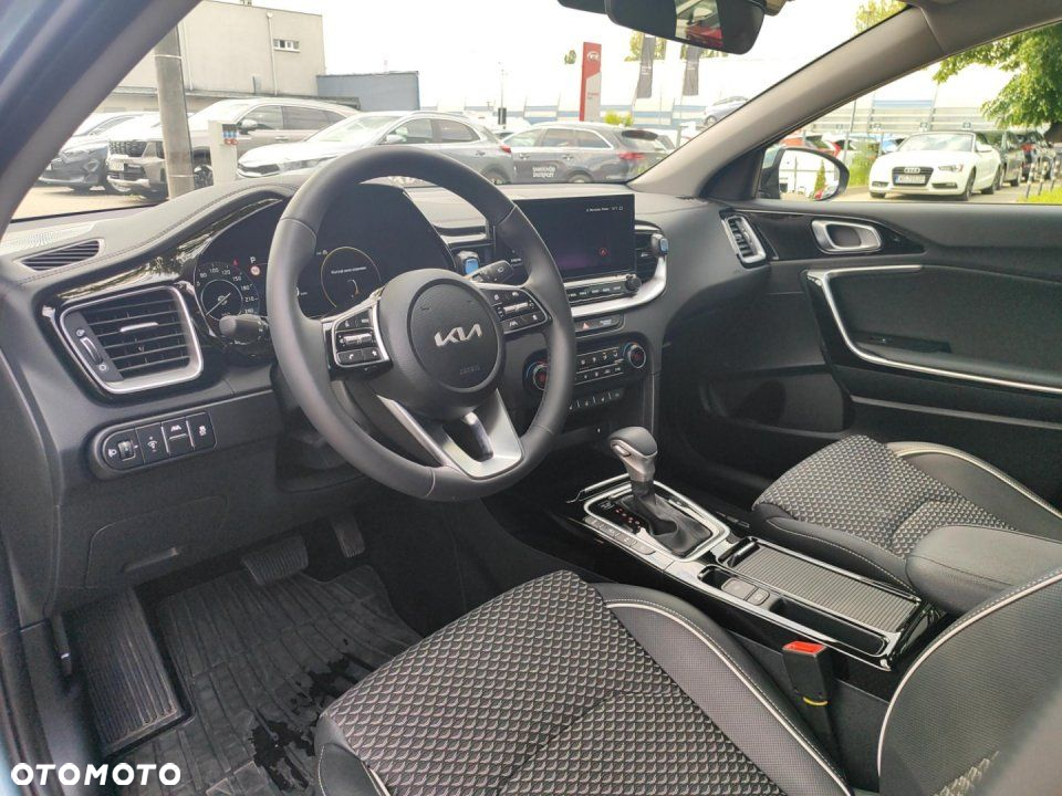 Kia XCeed - 9