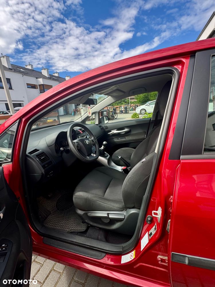 Toyota Auris - 9
