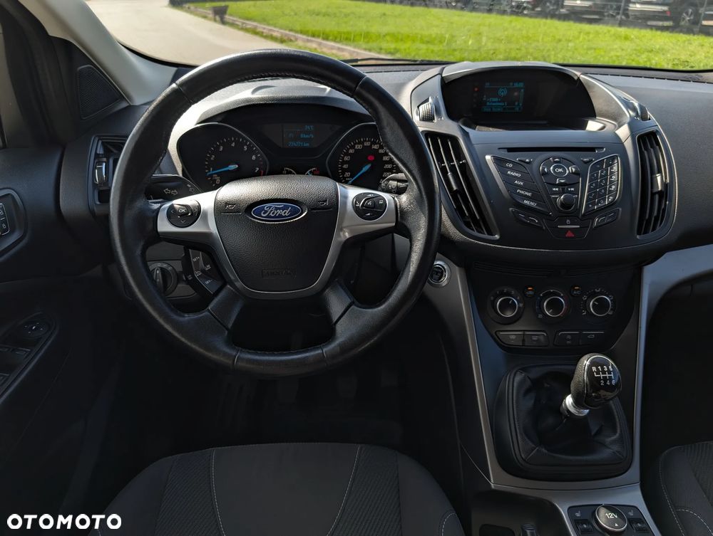 Ford Kuga 1.6 EcoBoost 2x4 Titanium - 26