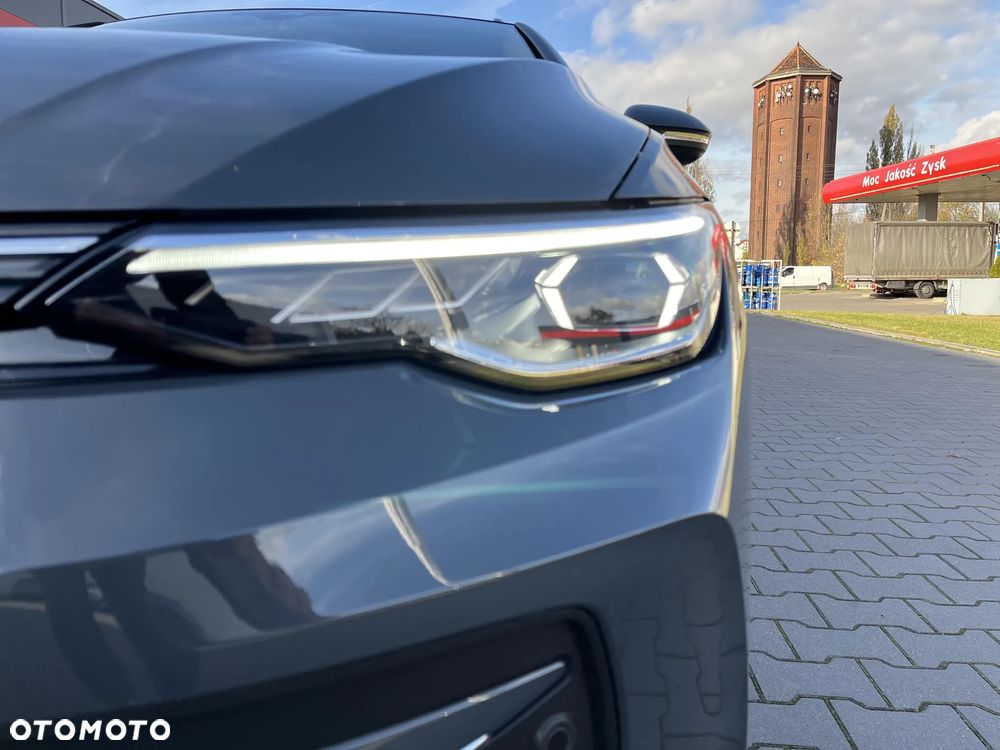Volkswagen Golf Variant - 25