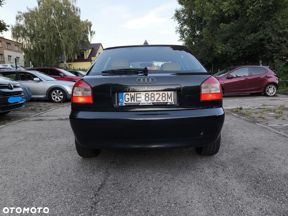 Audi A3 Sportback 1.8T Attraction - 3