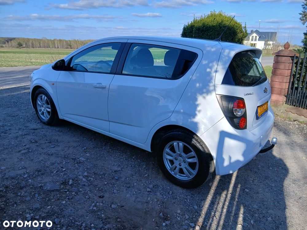 Chevrolet Aveo 1.4 16V LT - 12