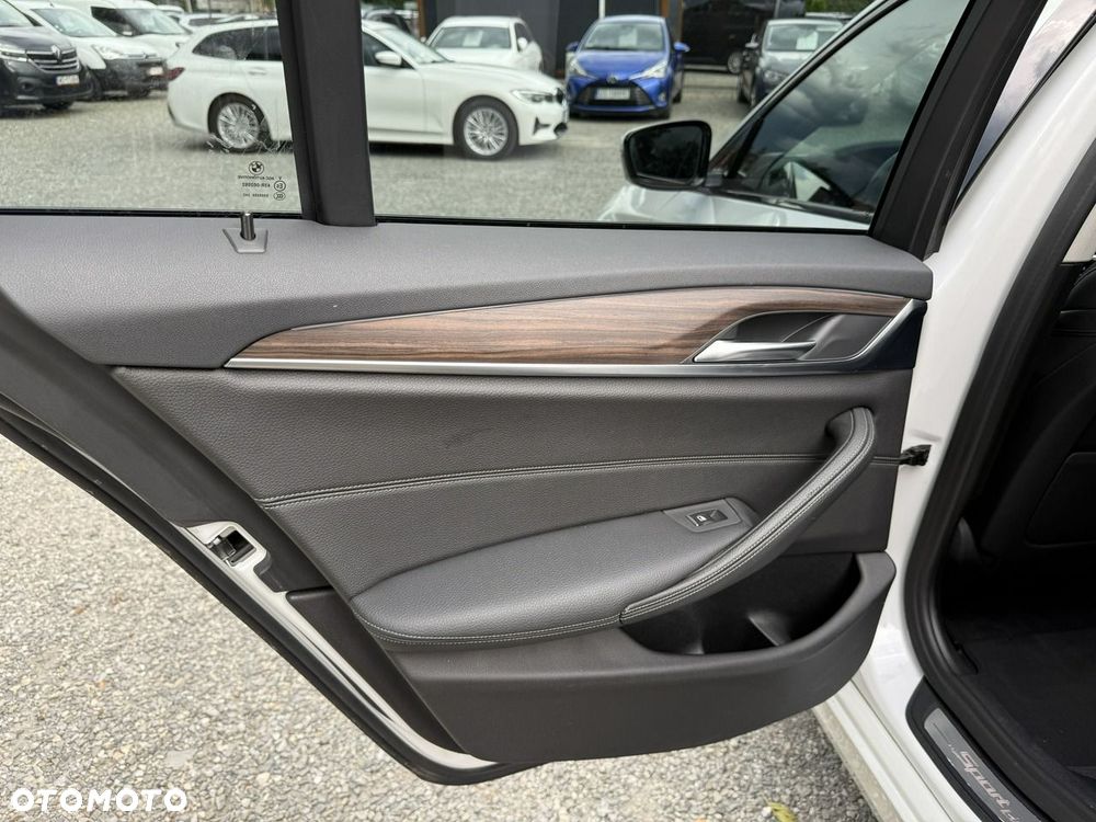 BMW Seria 5 - 13