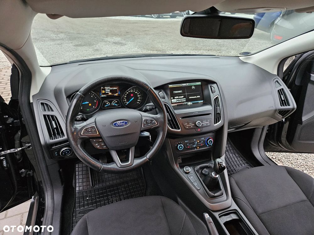 Ford Focus 1.5 TDCi DPF Start-Stopp-System Business - 17