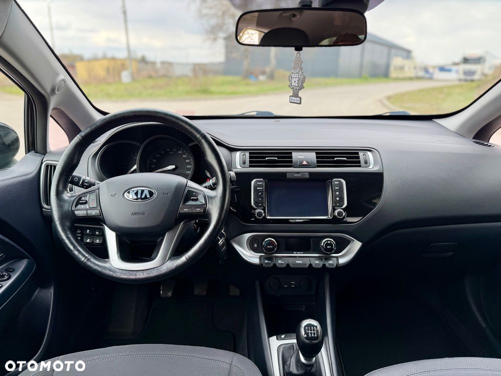 Kia Rio 1.4 XL Business Line - 25