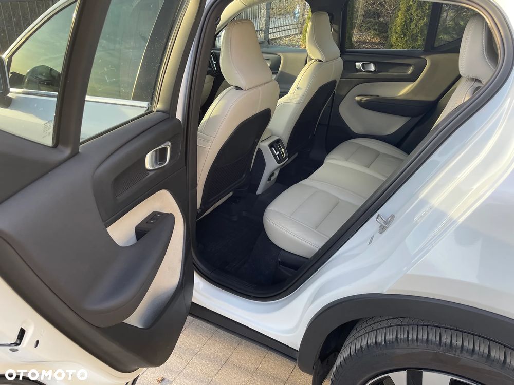 Volvo XC 40 B5 B AWD Ultimate Bright - 9