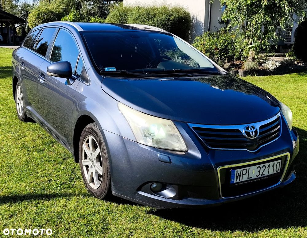 Toyota Avensis 1.8 Sol - 1
