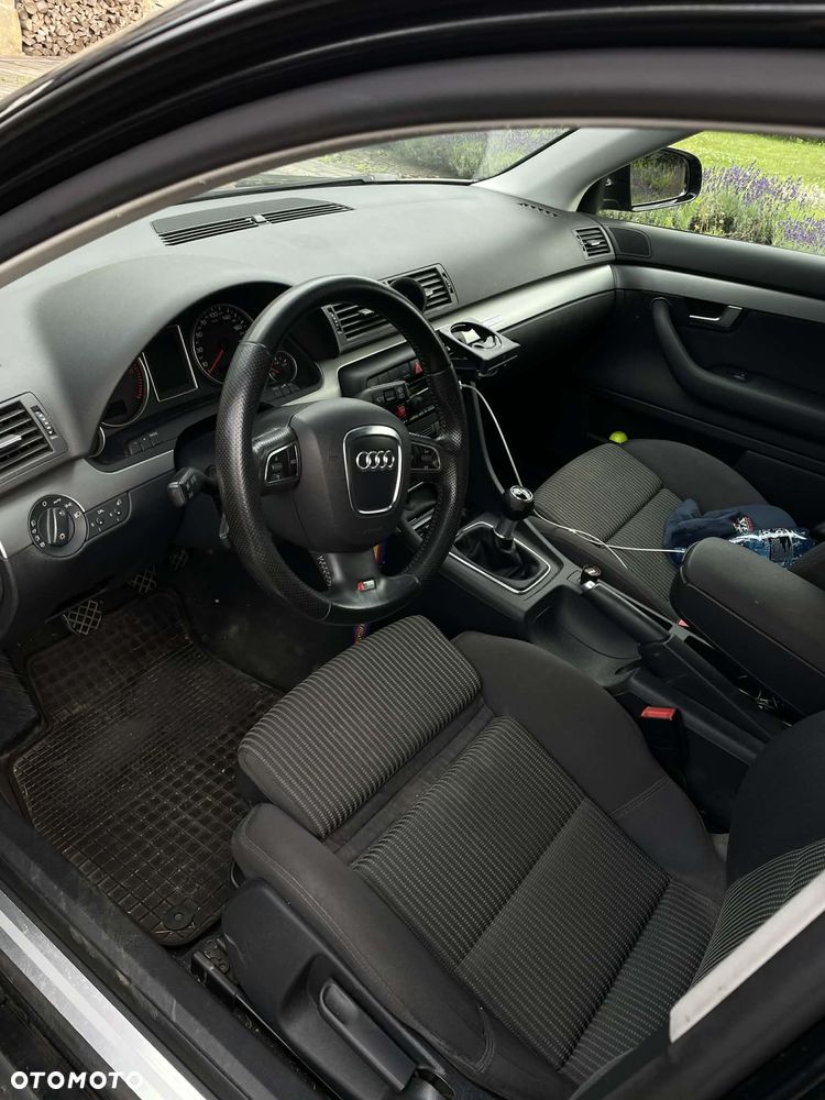 Audi A4 Avant 3.0 TDI Quattro - 17