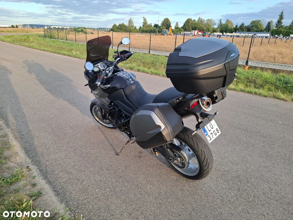 Triumph Tiger - 27