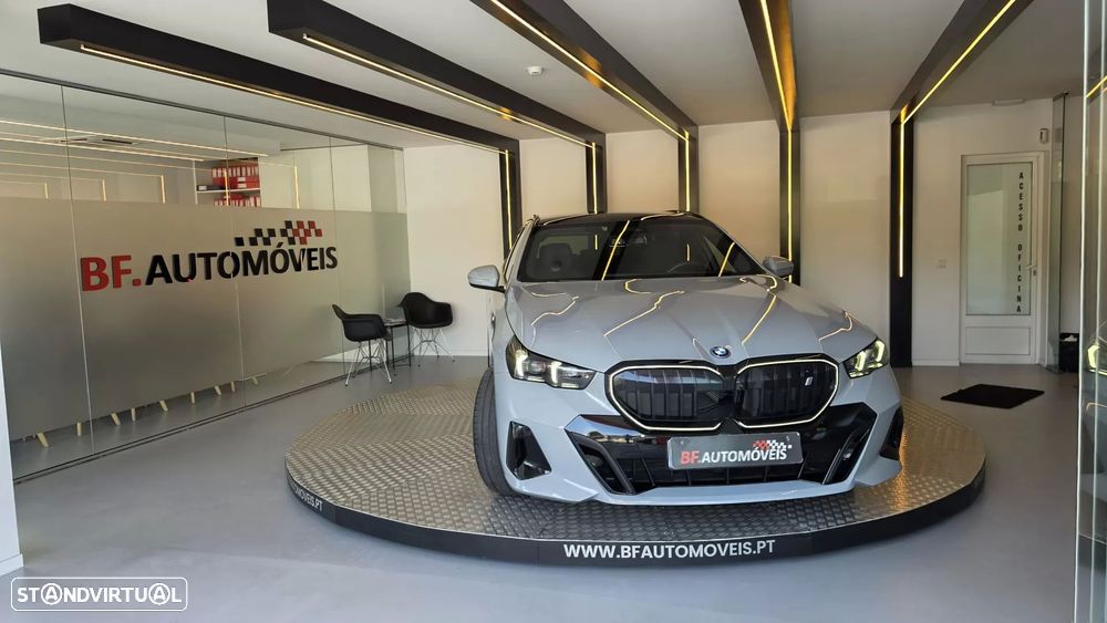 BMW i5 eDrive40 Pack Desportivo M Pro - 12
