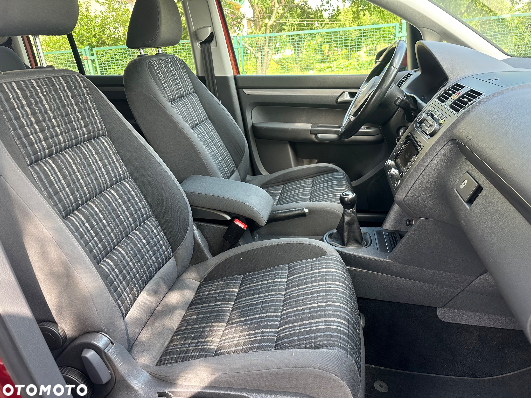 Volkswagen Touran 1.4 TSI Cross - 11