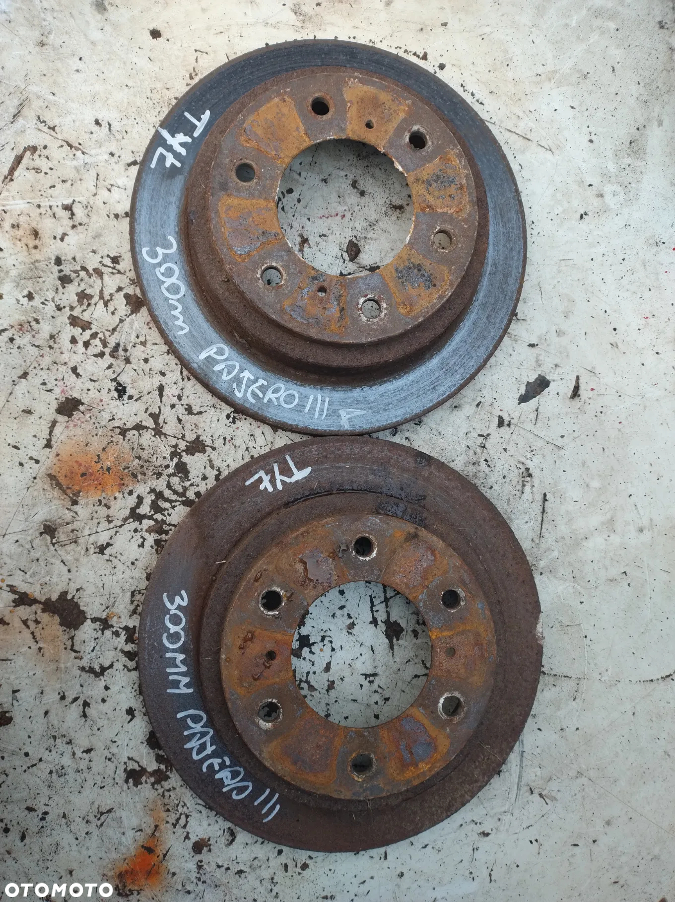 Mitsubishi PAJERO III 3,2DID tarcza hamulcowa przód 290mm tył 300mm - 2