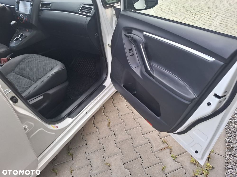 Toyota Verso 1.8 Premium MS - 27