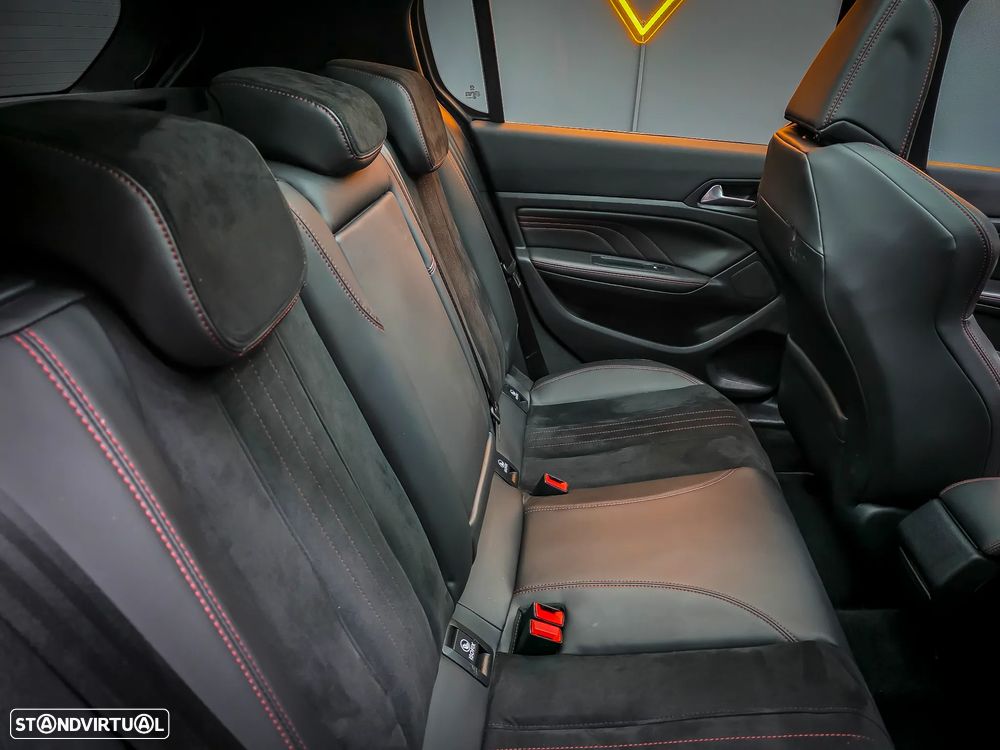 Peugeot 308 GTi by Sport - 23