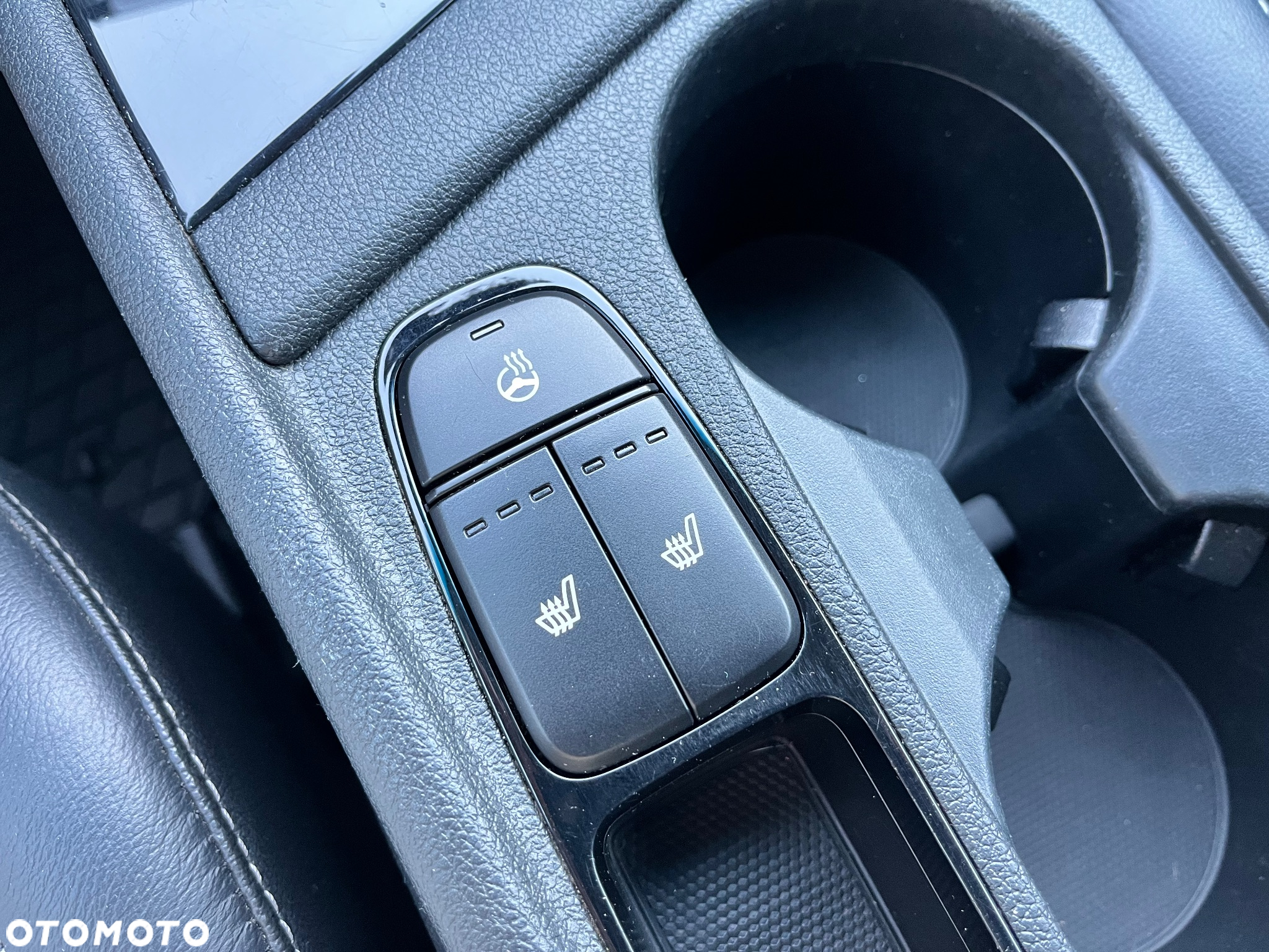 Kia Niro 1.6 GDI Hybrid L - 12