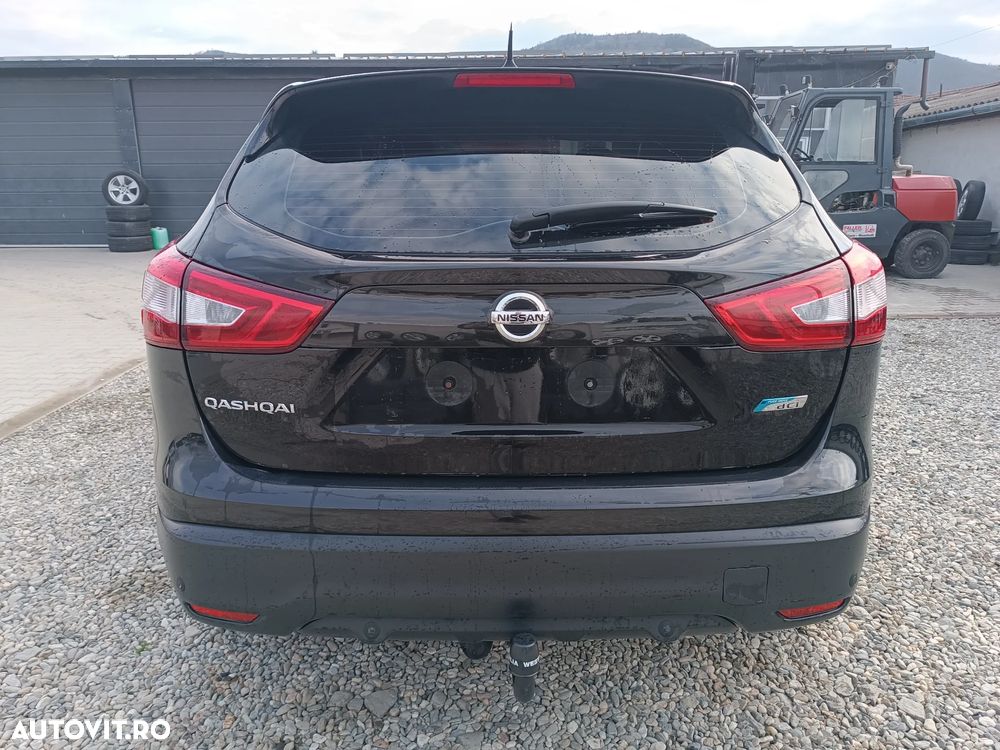 Nissan Qashqai 1.6 dCi DPF tekna - 13