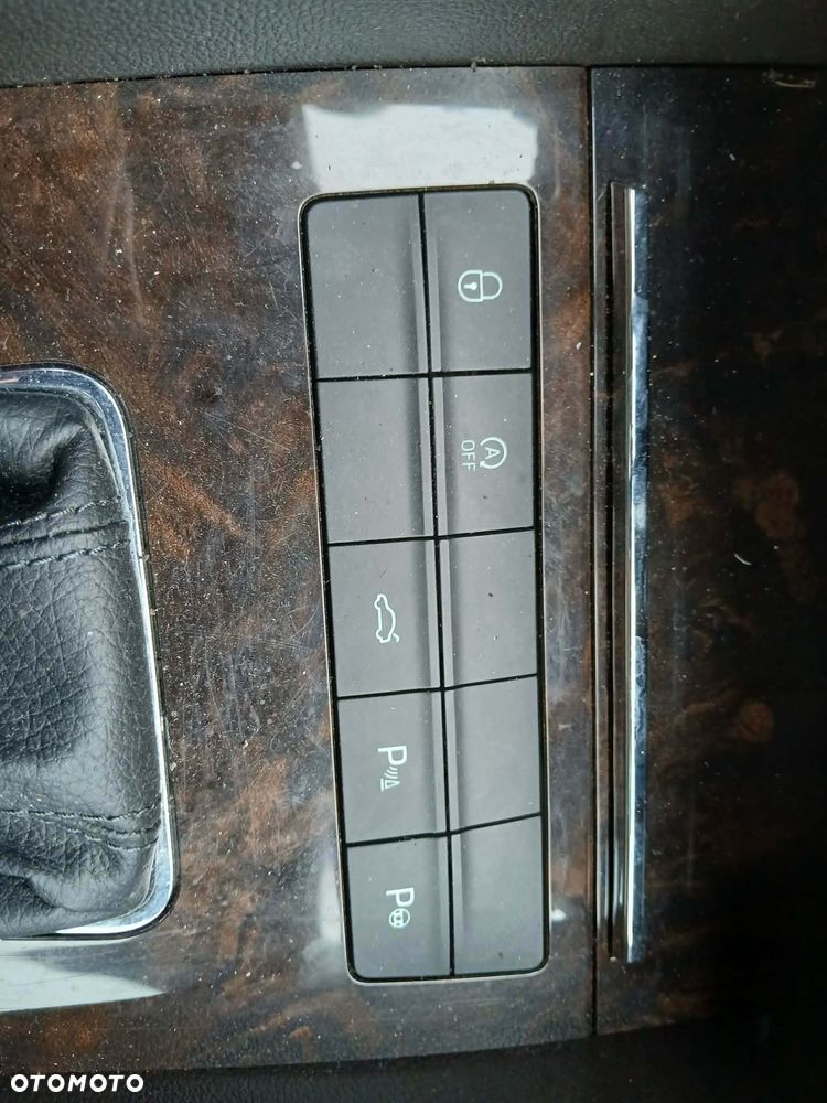 Skoda Octavia 2.0 TDI DSG L&K - 26