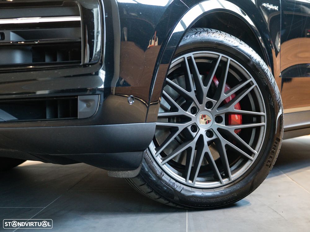 Porsche Cayenne S E-Hybrid - 17