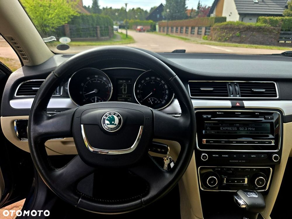 Skoda Superb 3.6 V6 4x4 DSG Elegance - 15