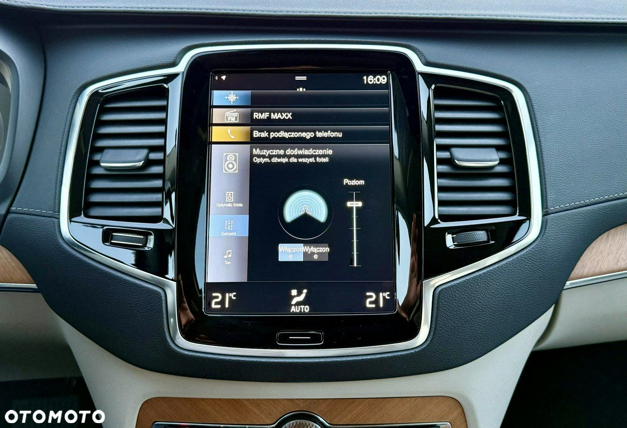 Volvo XC 90 B5 D AWD Geartronic Inscription - 25