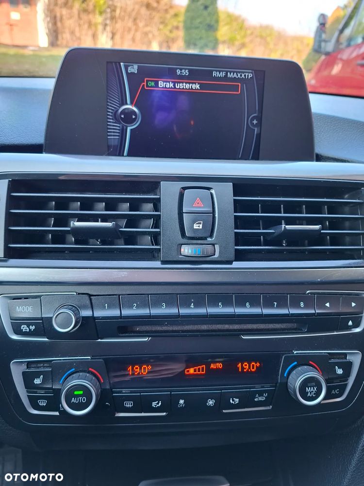 BMW Seria 3 320d - 16