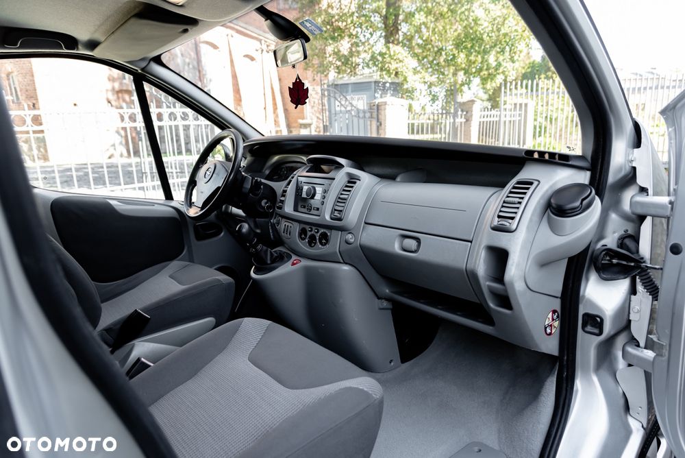Opel Vivaro - 30