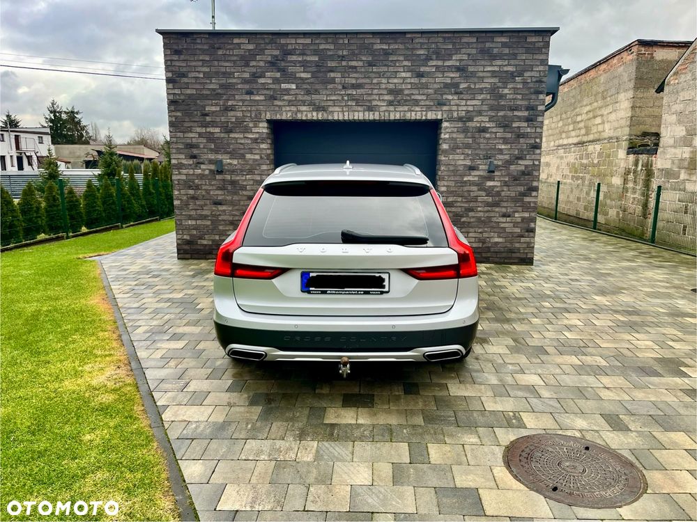 Volvo V90 Cross Country D4 SCR AWD Pro - 11