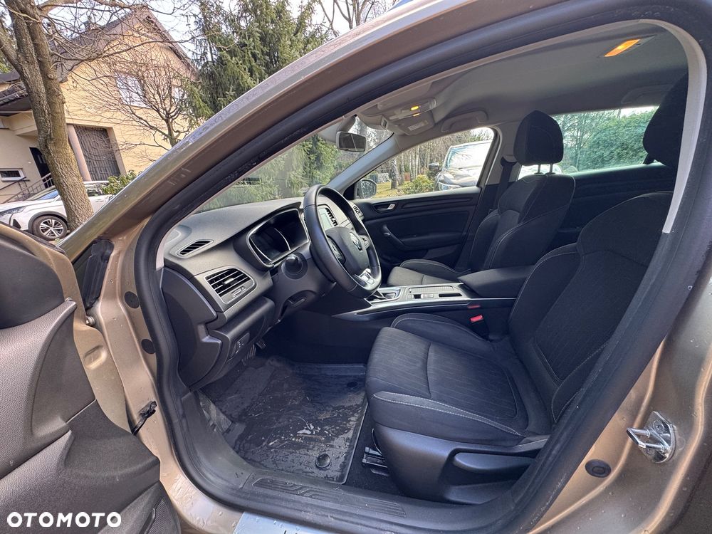 Renault Megane 1.3 TCe FAP Limited EDC - 8