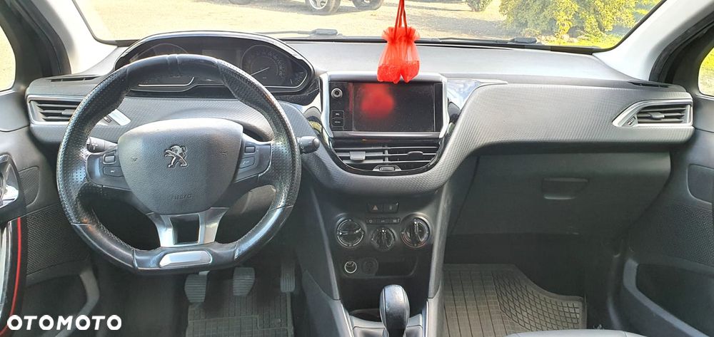 Peugeot 208 Blue-HDi 100 Stop&Start Style - 8