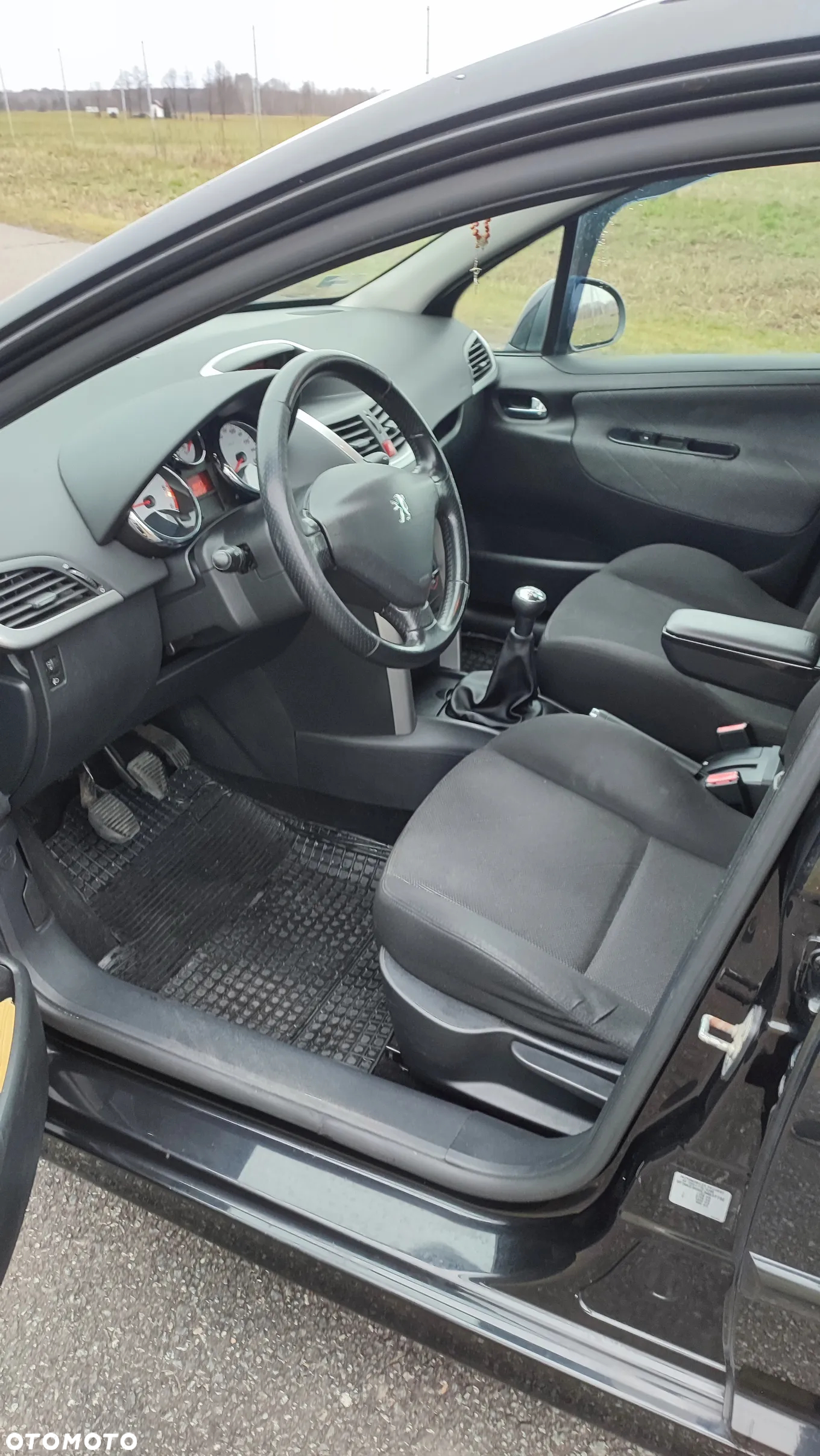 Peugeot 207 1.6 HDi Trendy - 13