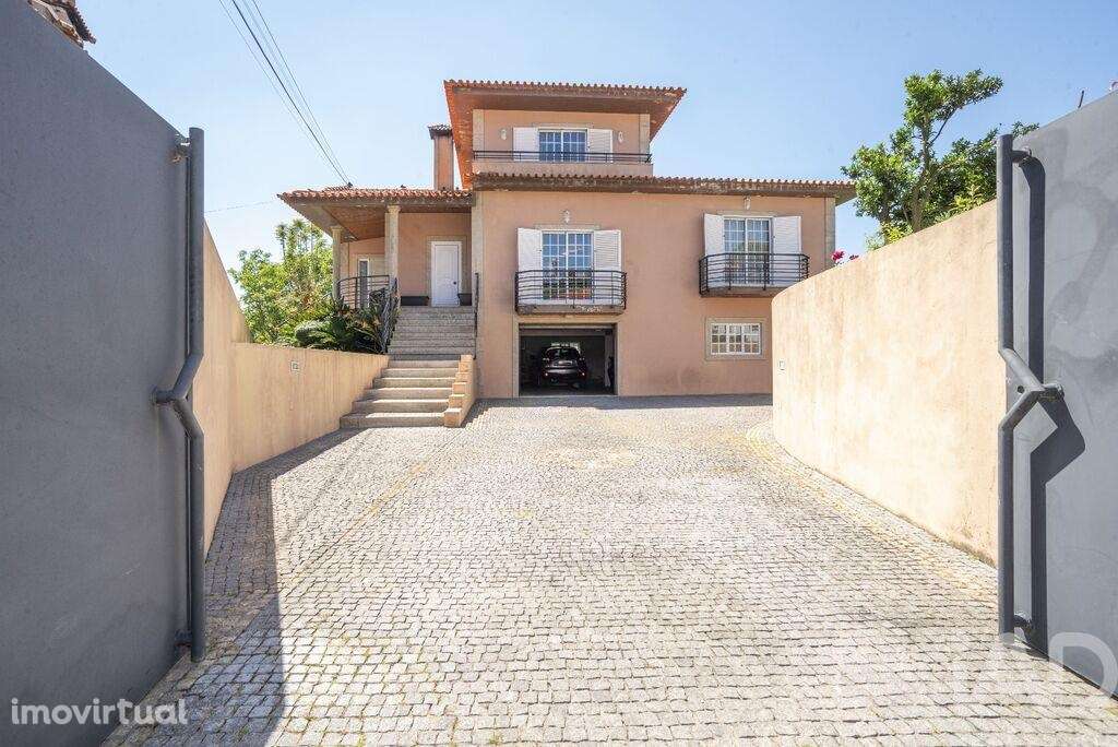 Casa / Villa T3 em Sanfins lamoso codessos de 243,00 m2 - Grande imagem: 2/25