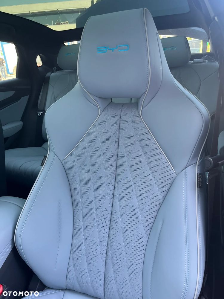 BYD Seal 82.5kWh Excellence AWD - 36