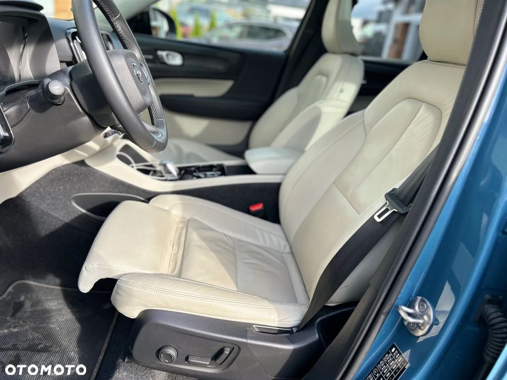 Volvo XC 40 - 26