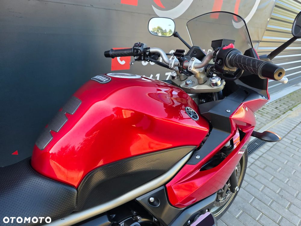 Yamaha XJ - 22