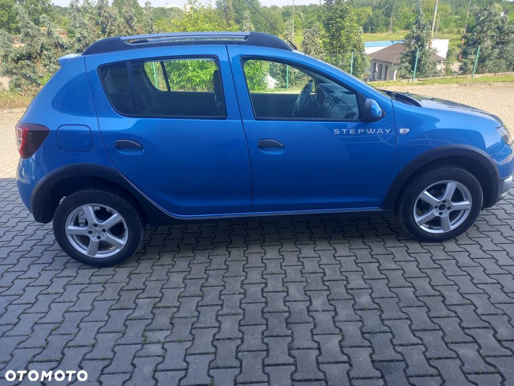 Dacia Sandero Stepway TCe 90 (S&S) Celebration - 2