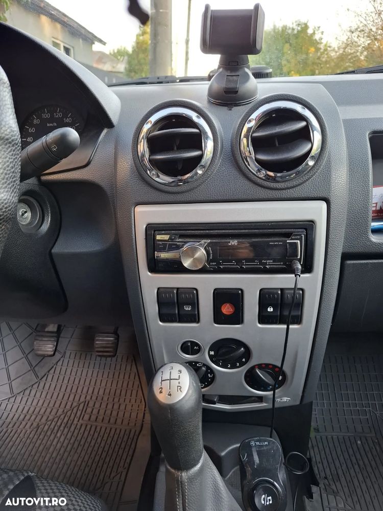 Dacia Logan Express 1.5 dCi - 4
