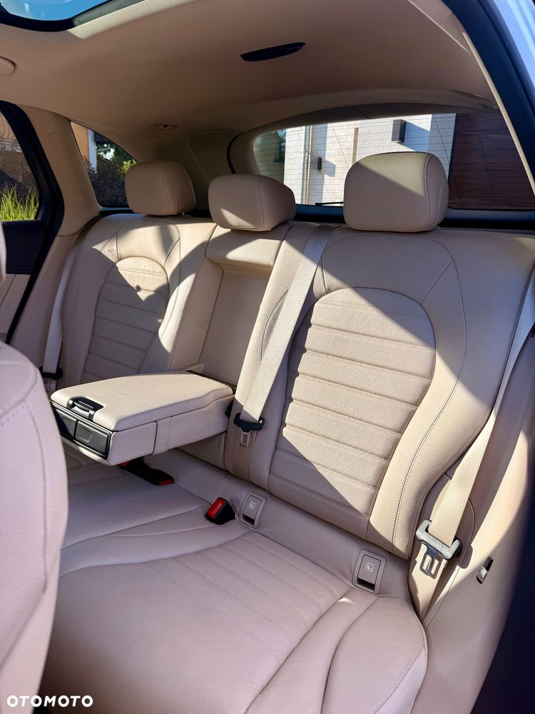 Mercedes-Benz GLC - 15