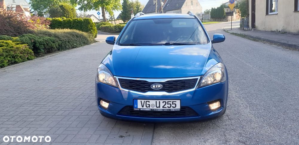 Kia Ceed - 3