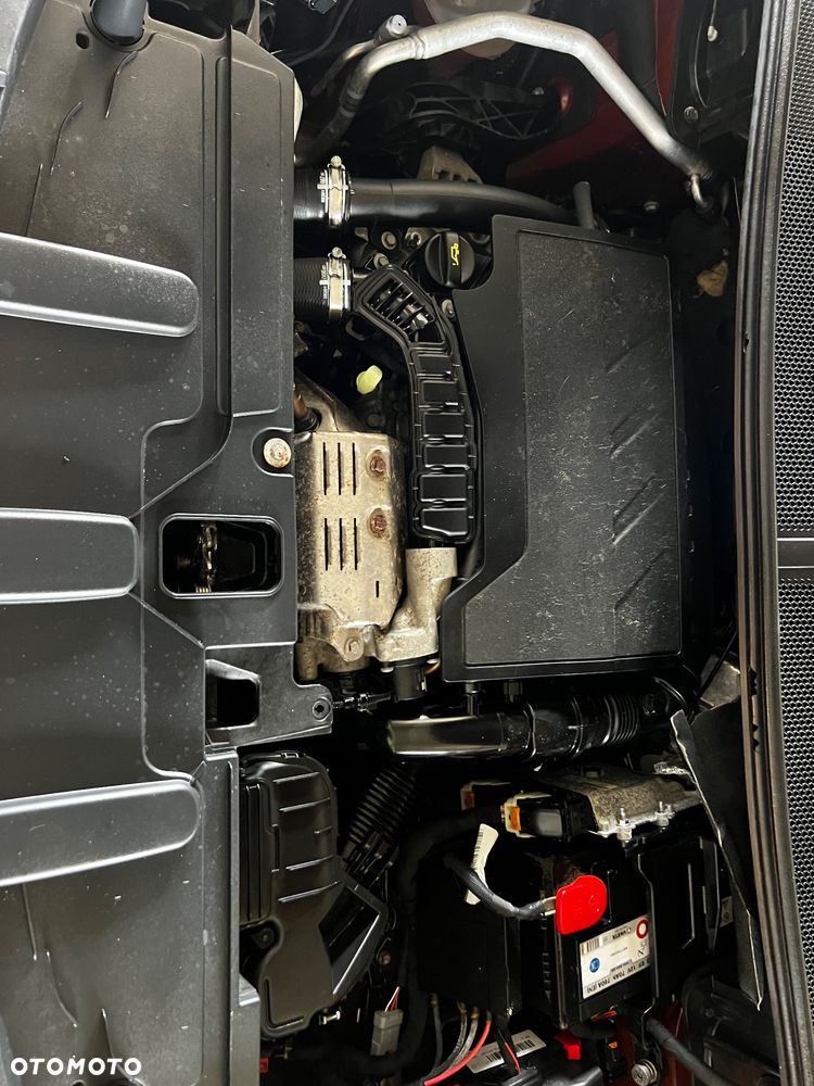 Peugeot 3008 PureTech 130 Stop & Start GPF Allure Business-Paket - 23