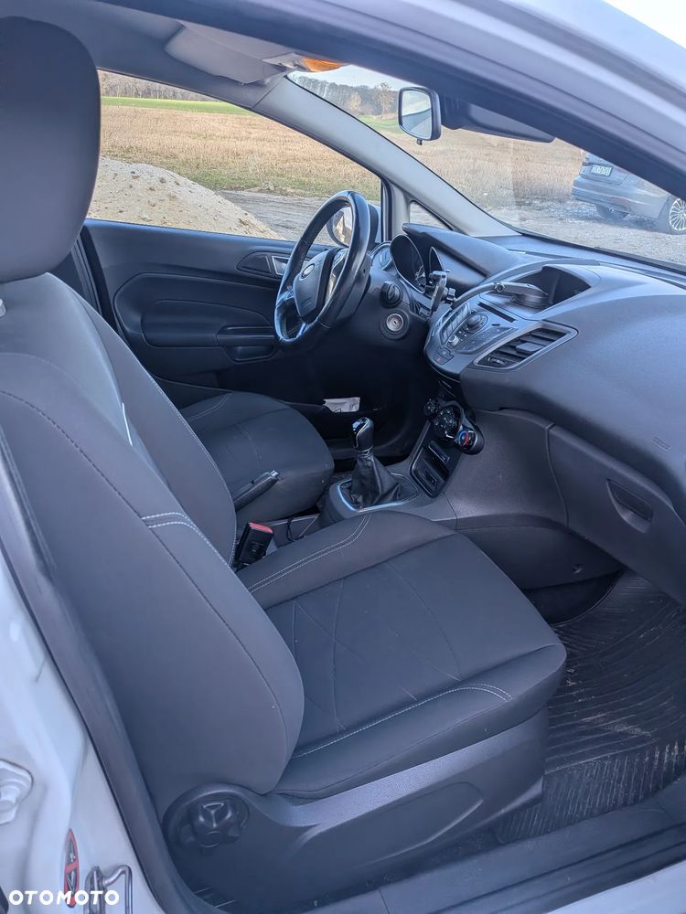 Ford Fiesta 1.5 TDCi Gold X EU6 - 6