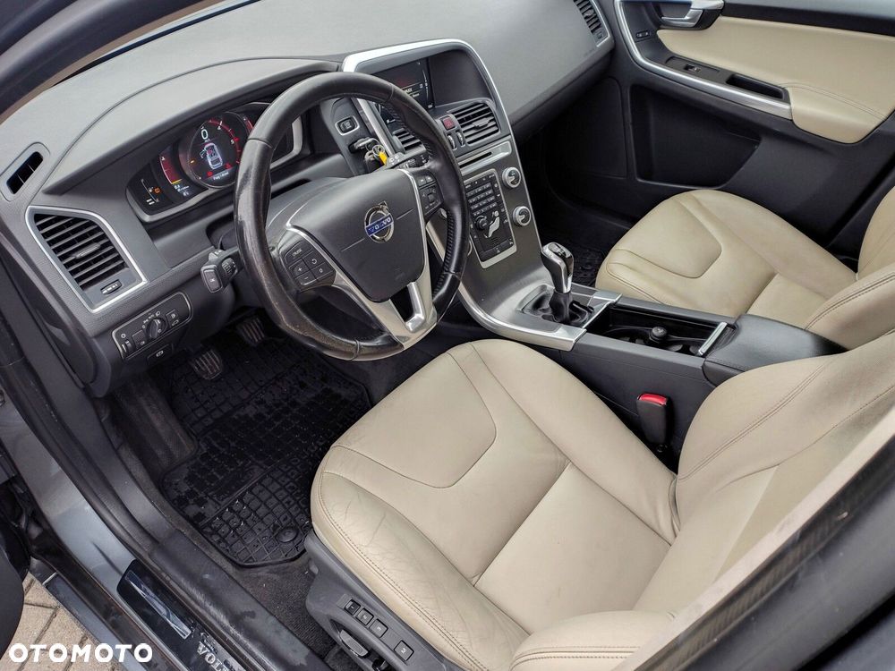 Volvo XC 60 - 14