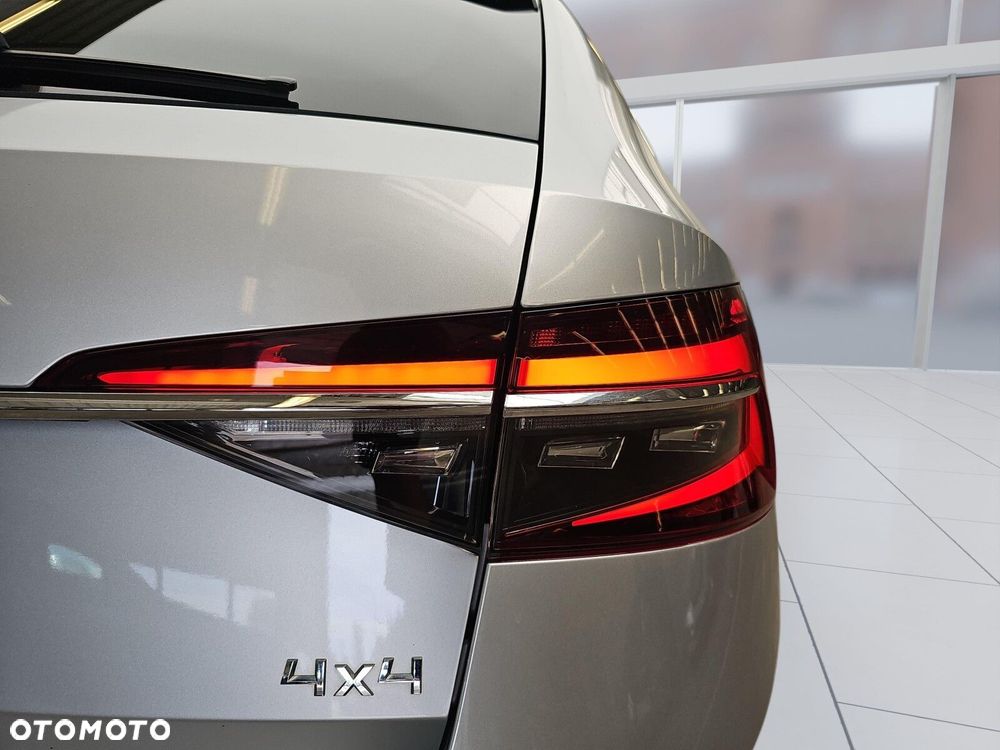Skoda Superb 2.0 TDI SCR 4x4 Style DSG - 35