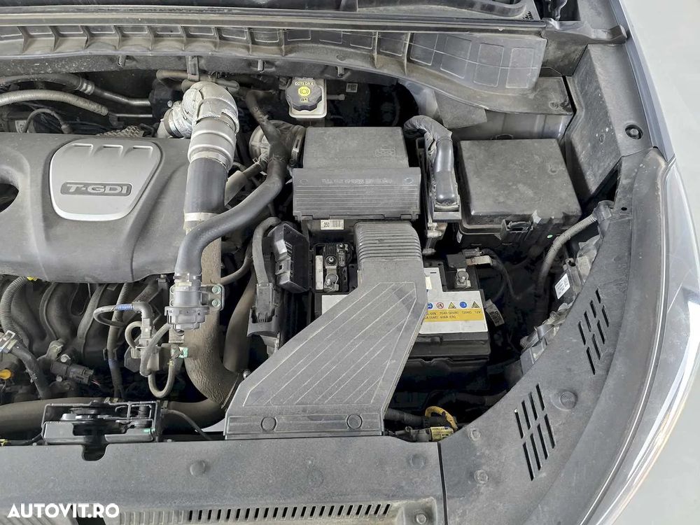 Hyundai Tucson 1.6 T-GDi 4WD 7DCT Premium - 33