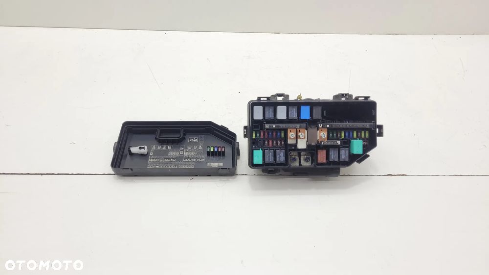 HONDA CR-V IV 2.2 SKRZYNKA BEZPIECZNIKÓW 12-