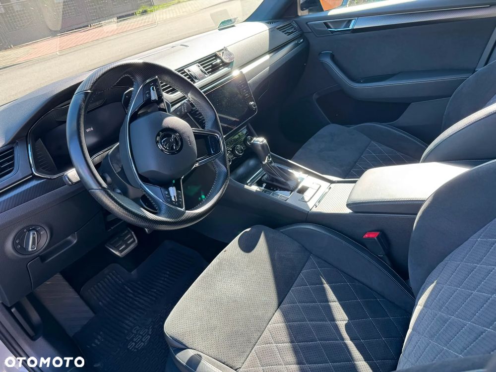 Skoda Superb 2.0 TSI 4x4 Sportline DSG - 16