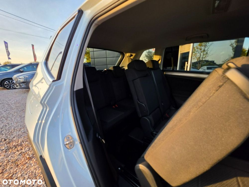 Volkswagen Tiguan Allspace - 32