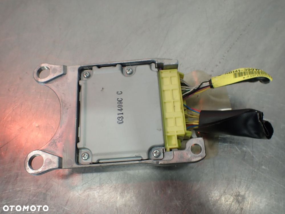 MODUŁ AIRBAG TOYOTA URBAN CRUISER - 2