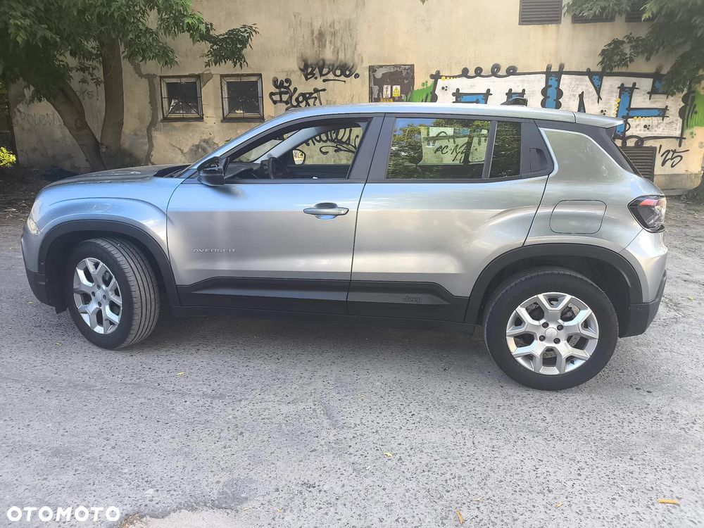 Jeep Avenger 1.2 GSE T3 Altitude FWD - 8